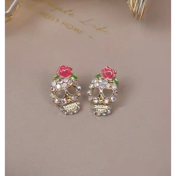 Rose Crystal Skull Halloween Stud Earrings - Picture 4 of 4